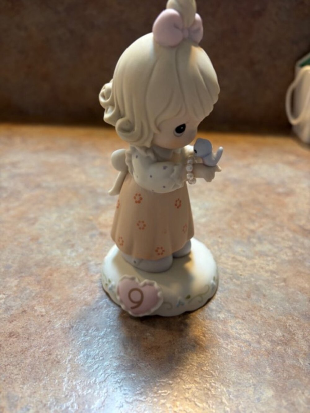 1996 "Growing in Grace" Age 9 Precious Moment